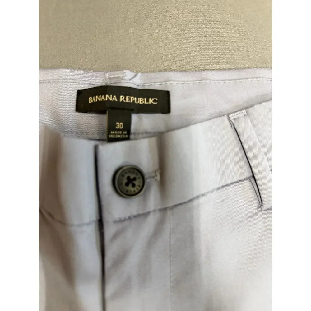 Banana Republic Men's 9